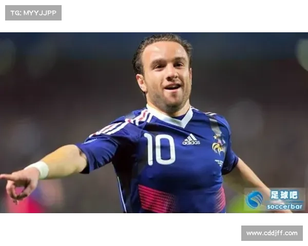 如何从零开始打造一支成功的足球虚拟队并带领其走向胜利